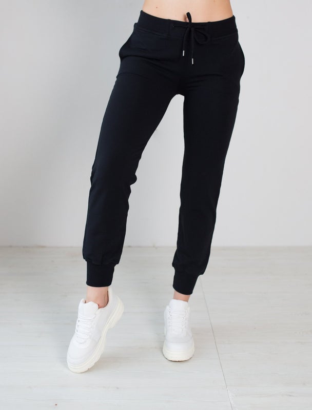 STOCKHOLM NAISTEN COLLEGEHOUSUT, MUSTA