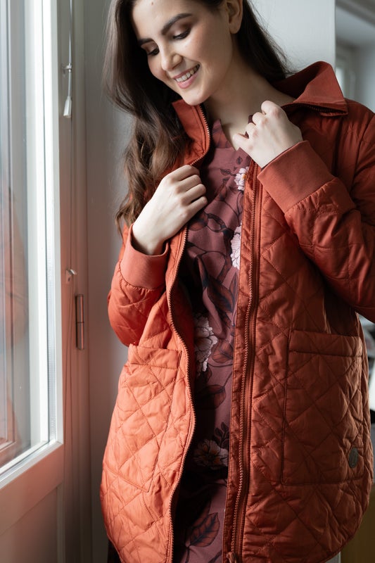 SUND NAISTEN TIKKITAKKI, TERRACOTTA