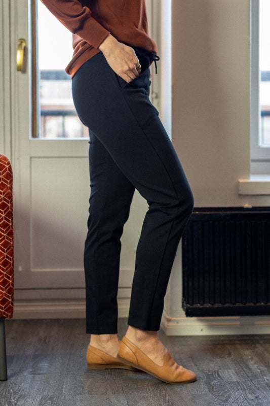 naisten siistit ja mukavat housut